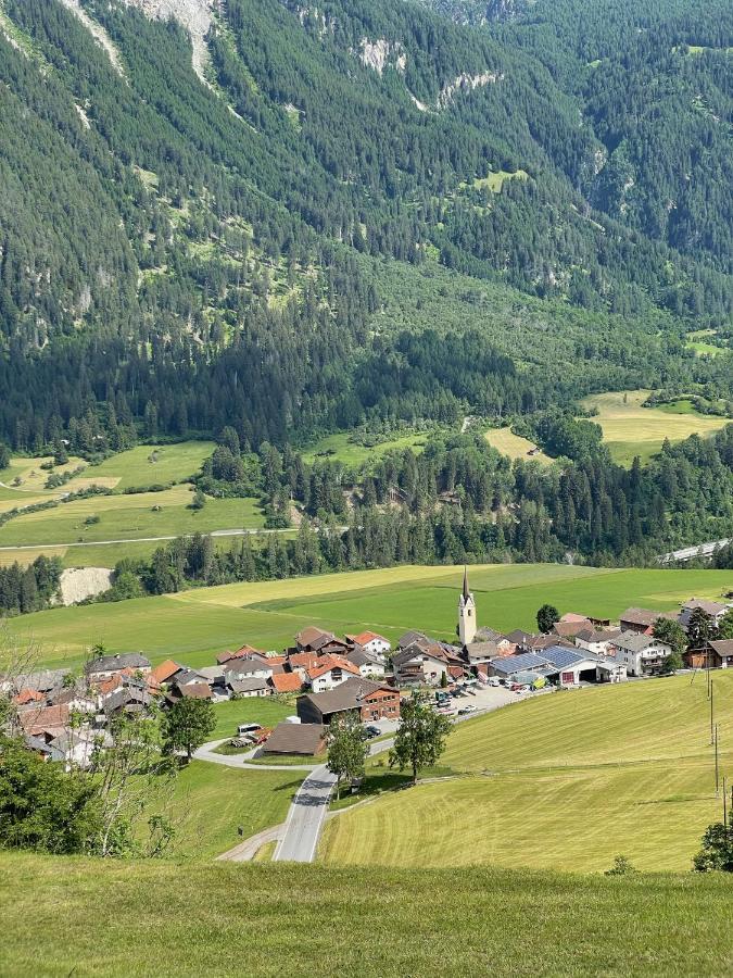 Gasthaus Beverin Farden Exterior foto